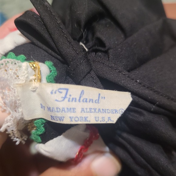 Vtg Madame Alexander International Alexander-kins "Finland" 8" Doll #561 w/Box - Picture 5 of 9
